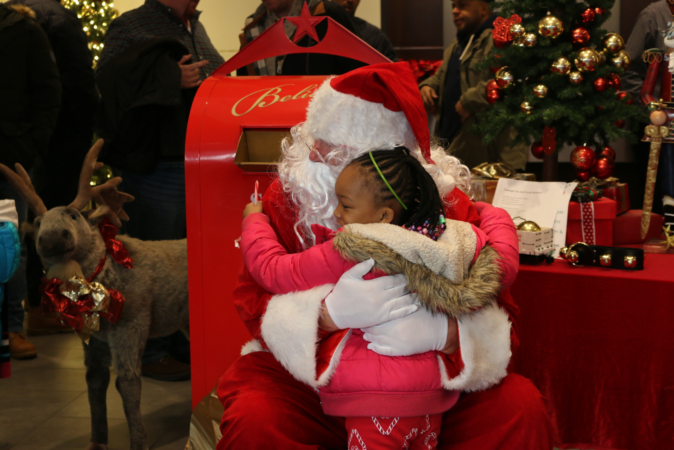 The Foundling Community Gives Back for the Holidays! - The New York Foundling